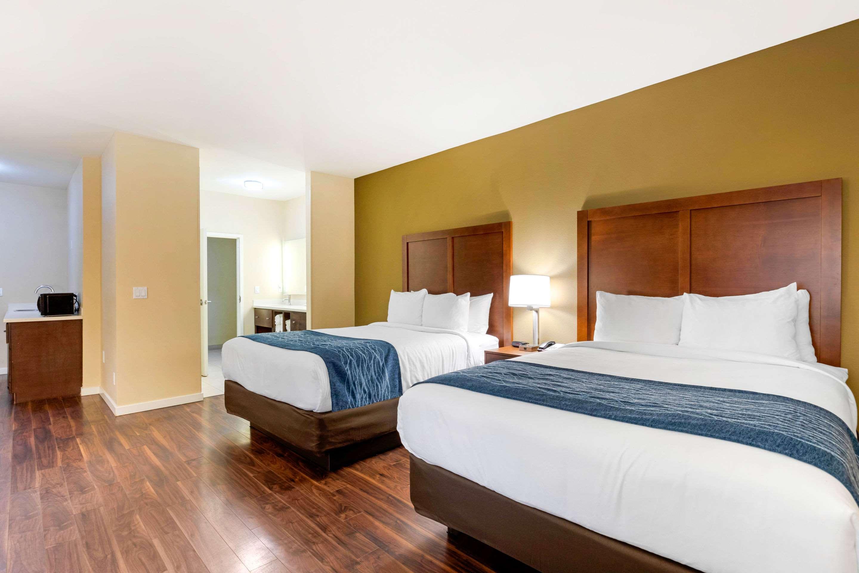 Comfort Inn & Suites Near Ontario Airport Exterior foto