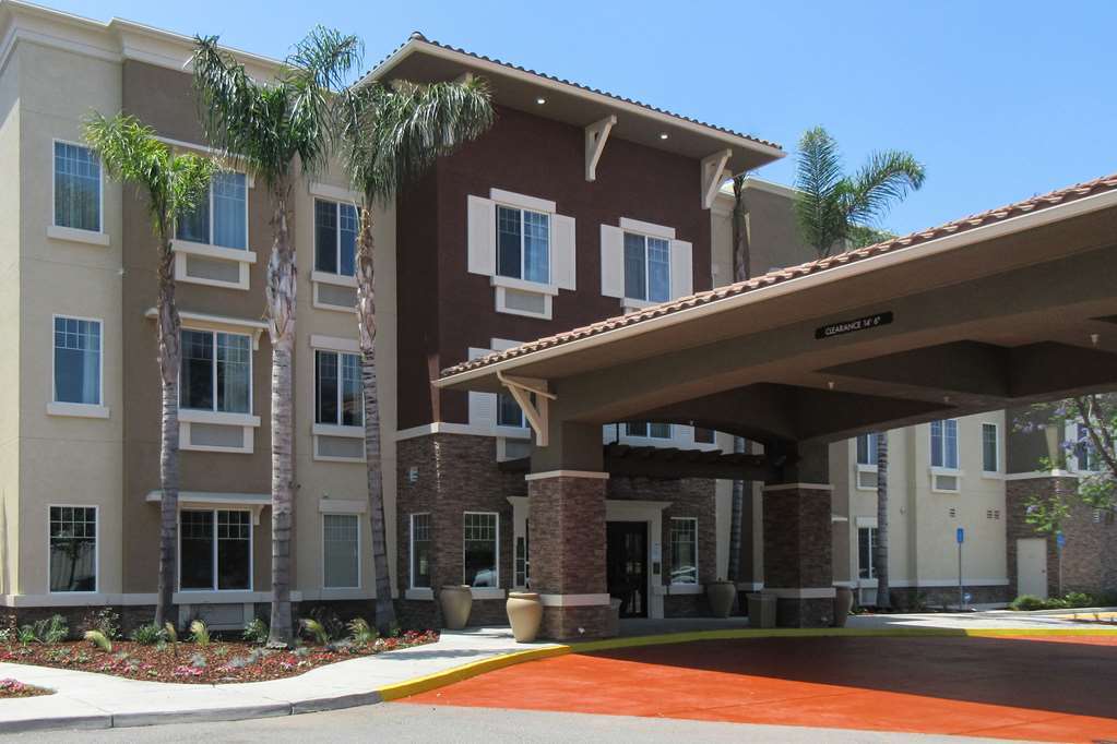 Comfort Inn & Suites Near Ontario Airport Exterior foto